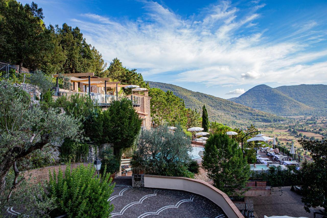 Vytae Spa & Resort Vallecorsa Bagian luar foto