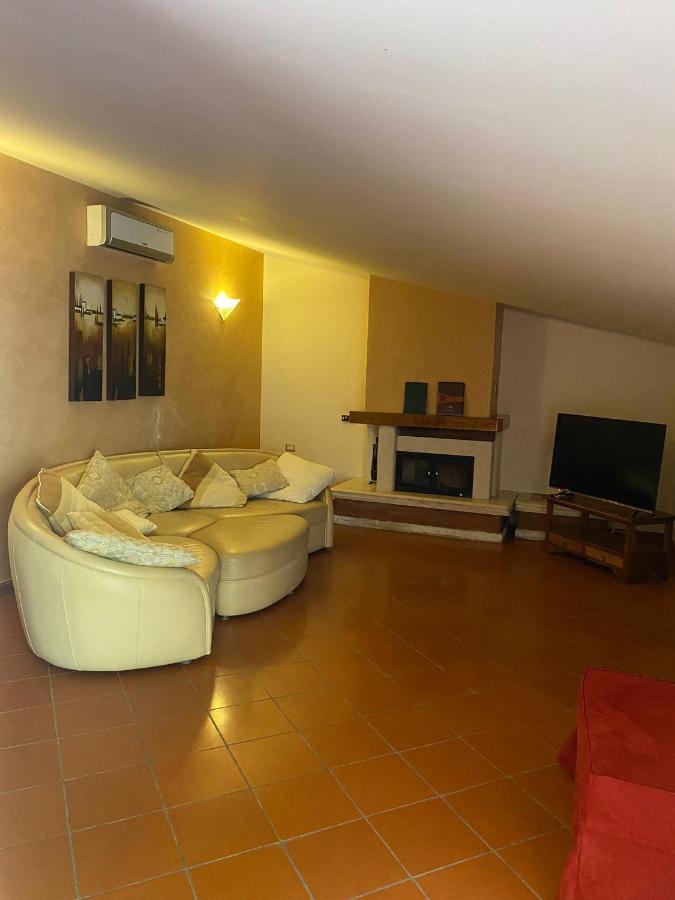 Vytae Spa & Resort Vallecorsa Bagian luar foto
