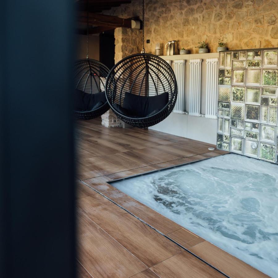 Vytae Spa & Resort Vallecorsa Bagian luar foto